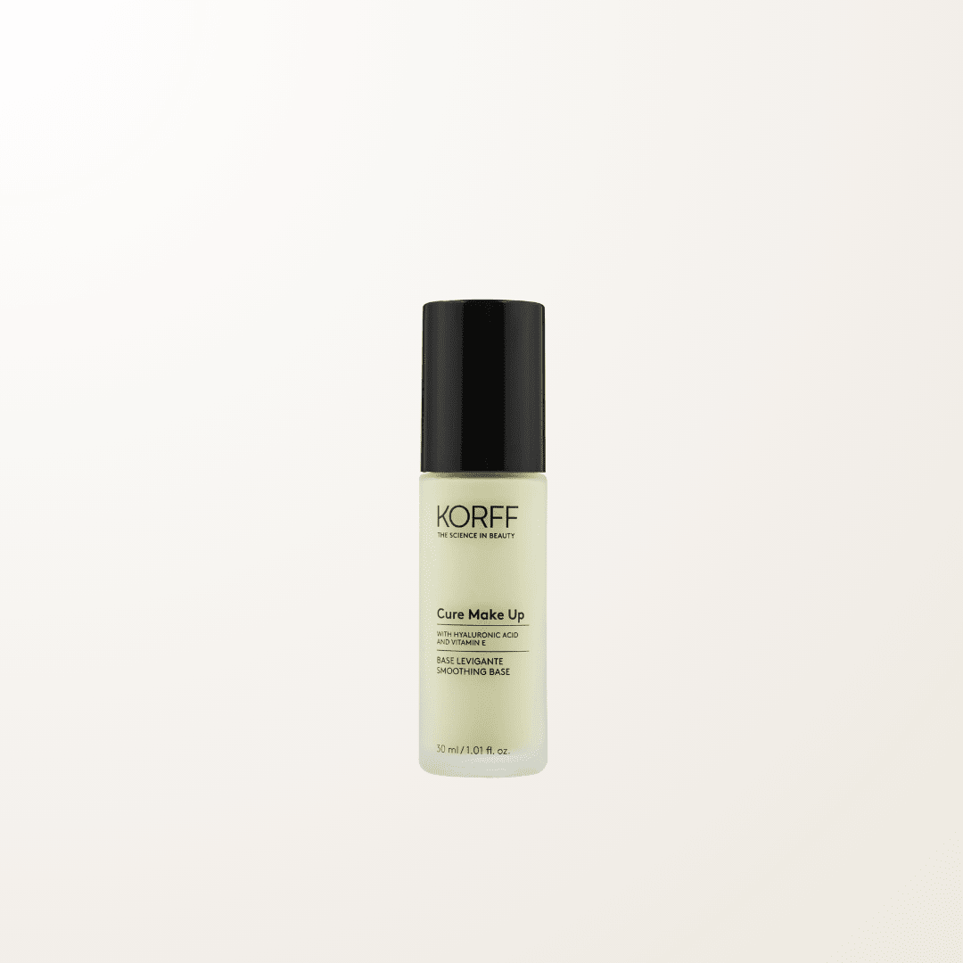 Base correctora verde Korff sobre piel con rojeces, antes de maquillaje