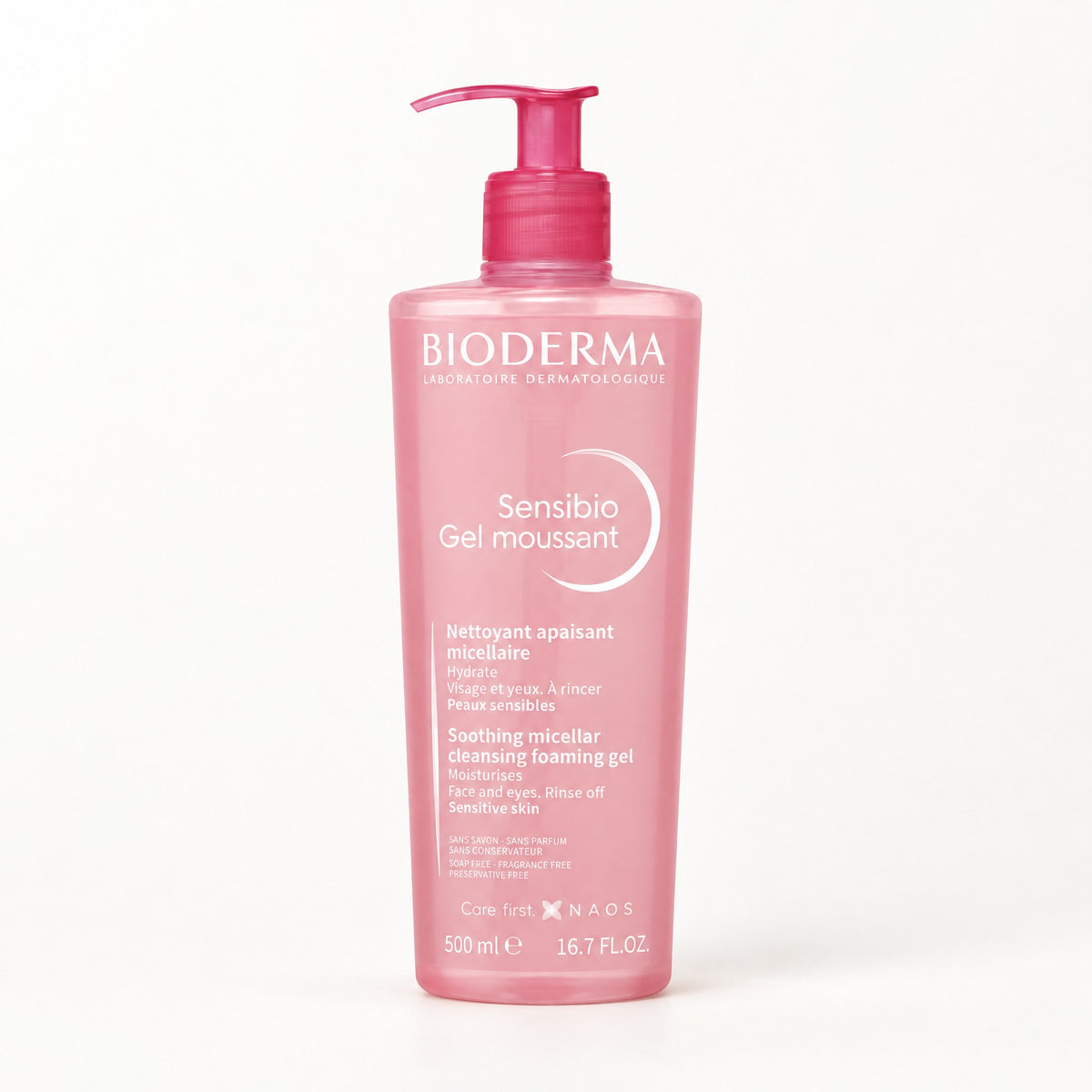 Botella rosa con dosificador del gel limpiador Bioderma Sensibio Gel Moussant de 500 ml