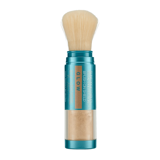 Protector solar en brocha Sunforgettable Total Protection Brush-On Shield Glow SPF 50 de Colorescience, con acabado luminoso y protección avanzada.