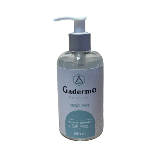 Gadermo Sebclean dermolimpiador 250ml para piel grasa y sensible, disponible en Elenederm.