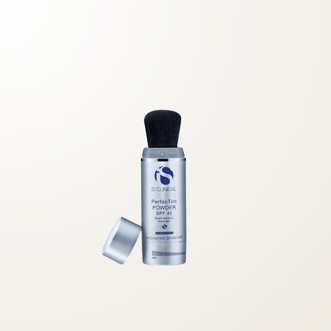 polvo mineral SPF40 iS Clinical tono beige proteccion solar maquillaje acabado mate