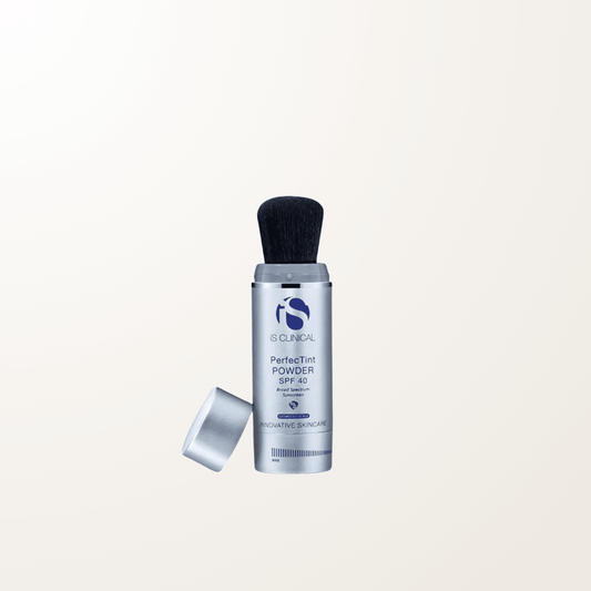 polvo mineral SPF40 iS Clinical tono beige proteccion solar maquillaje acabado mate
